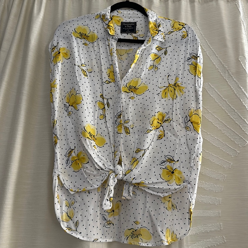 Abercrombie flower blouse